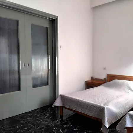 Kuburno House - Spacious - Close To The 科斯镇