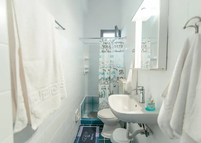 Kuburno House - Spacious - Close To The Διαμέρισμα